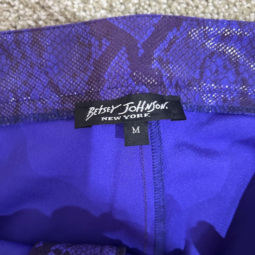 Nwot Betsey Johnson Purple Python Snake-Print stretchy pants size medium - Picture 6 of 6